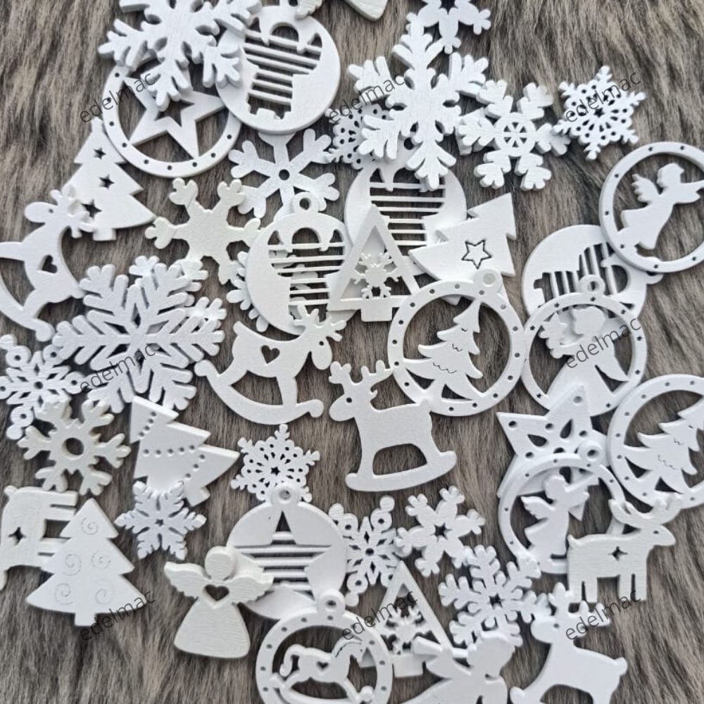 25-100pcs Wooden Aksesoris Decorasi Natal DIY Accessories Christmas Tree Ornaments Laser Cut Star Snowflake Home Decoration Handmade Crafts