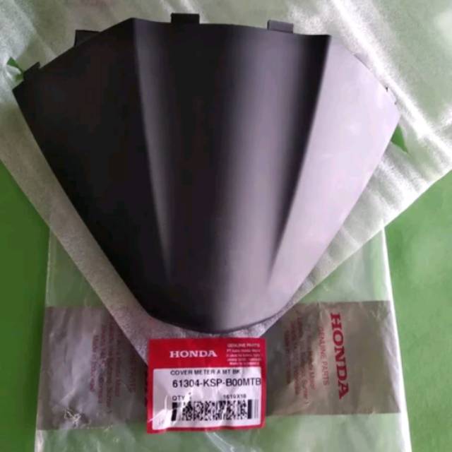 COVER METER A MT BK - COVER SPIDOMETER DEPAN HONDA NEW MEGAPRO MONOSHOCK 61304-KSP-B00MTB ORI AHM