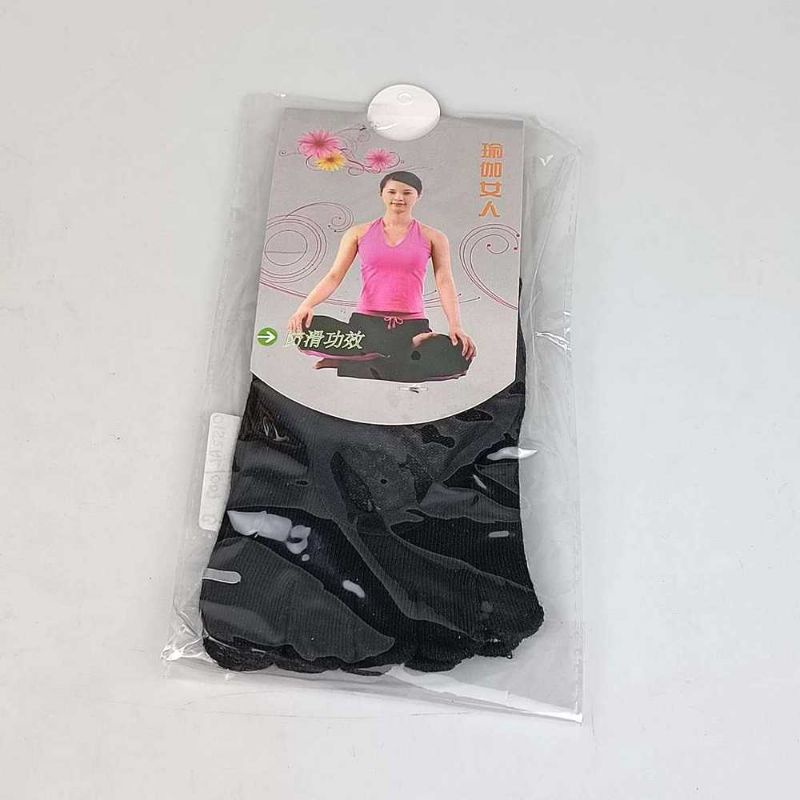 Hengju Kaos Kaki Khusus Yoga Anti Slip