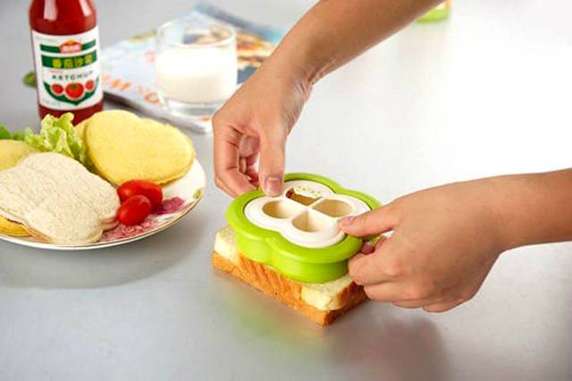 Promo Cetakan Roti Isi Sandwich Daun Semanggi