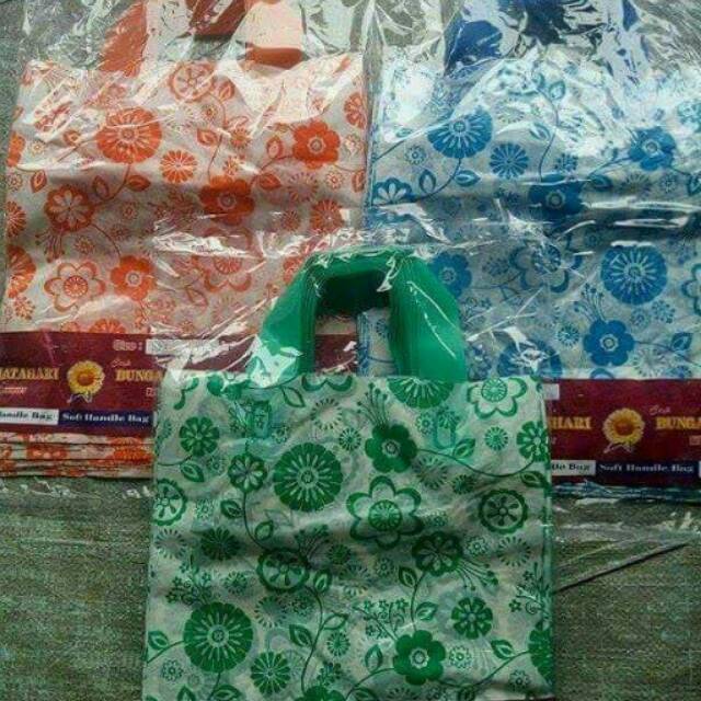 

Tas batik 23x25 minimal pengambilan 1karung