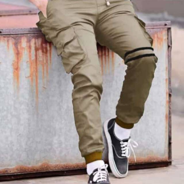 Celana pria joger warna mocca