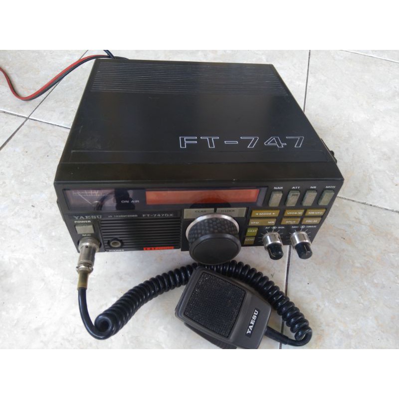 radio HF SSB yaesu ft747gx, ft 747 GX versi amatir yaesu ft 80c minus angka pada LCD mati