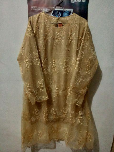 Ratu Shofia Couple Brokat Tile Ld100cm