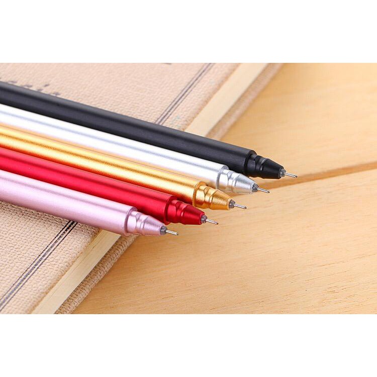 

Pulpen Gel 0.5mm Hitam Merah / Pen Gel doi