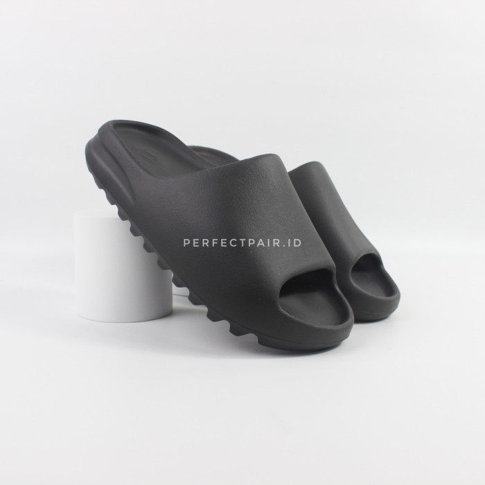 adidas yeezy slide   onyx 100  original bnib