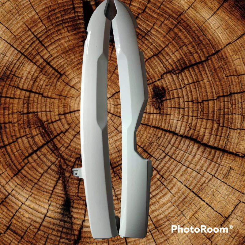 cover dek samping bawah Scoopy fi 2013-2016 putih