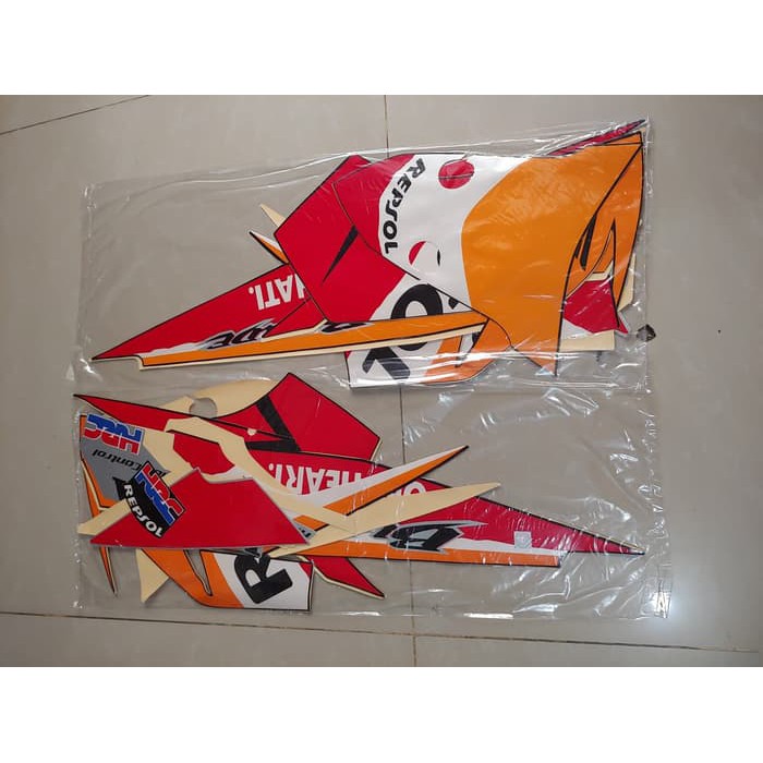 discon             Stiker Bodi & Lis Body & Striping Blade 2012 2013 Repsol