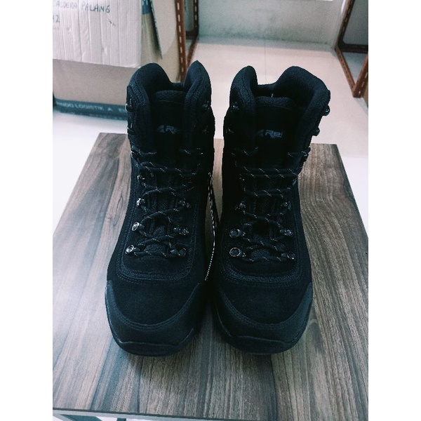 Sepatu Gunung Pria KAGERA AREI OUTDOORGEAR - Sepatu HIKING REI PRIA KAGERA - Sepatu Mendaki Gunung P
