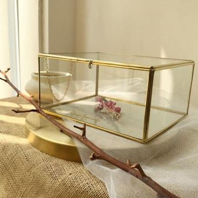 

[COD] (LARGE) GOLD GLASS BOX / GIFT BOX / KOTAK PERHIASAN / KOTAK KADO [COD]
