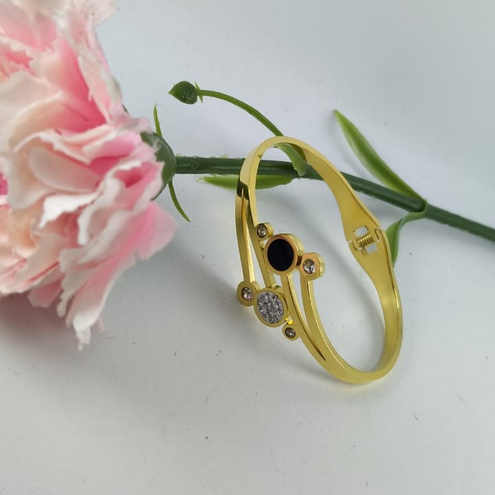 Gelang Bangle Titanium  BVLGARI Gold Asli Import....GBT00005