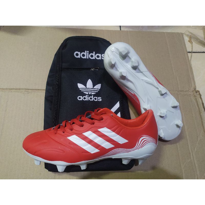 Sepatu bola adidas bonus tas