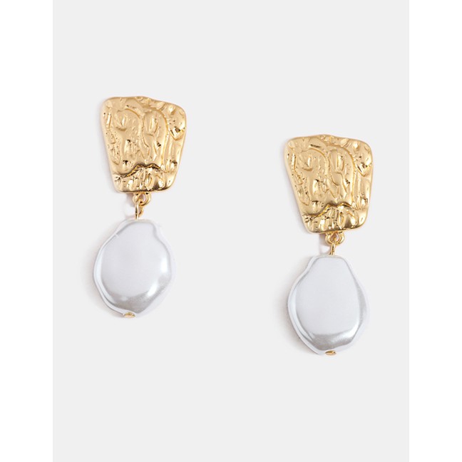 LRC Anting Tusuk Fashion Gold Geometric Irregular Shaped Pearl Earrings F53430