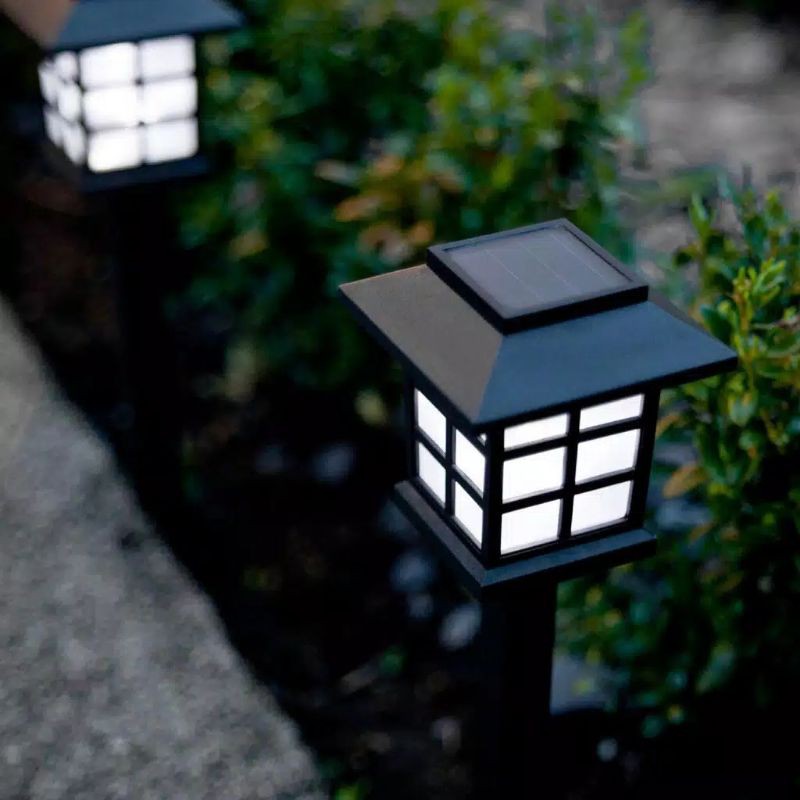 LAMPU TAMAN SOLAR TANCAP