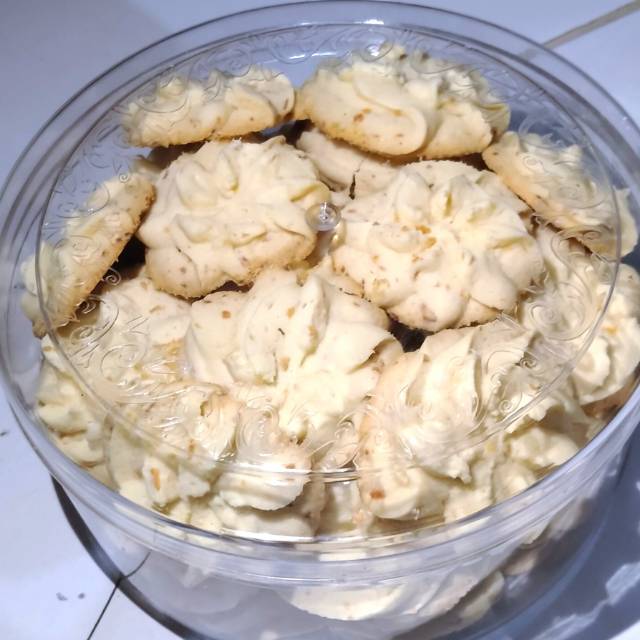 

kue sagu keju