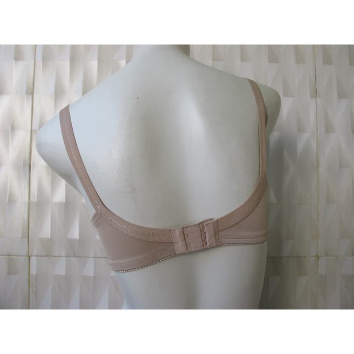 ready triumph 0916 bei wireless bra tanpa kawat size 32b