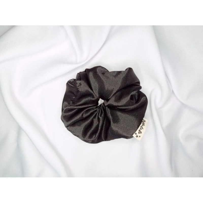 

Scrunchies Satin