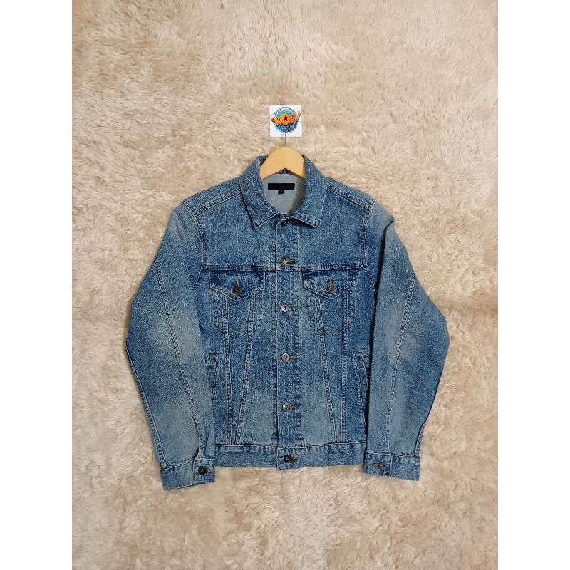 Jaket jeans / Denim jaket / Jaket levis / Trucker jeans / Second branded / Good condition