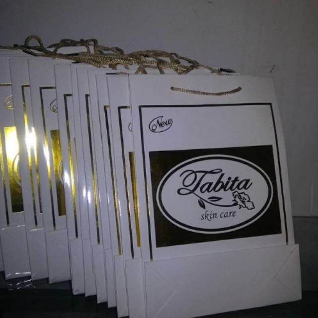 

PAPER BAG + BUKU Tabita