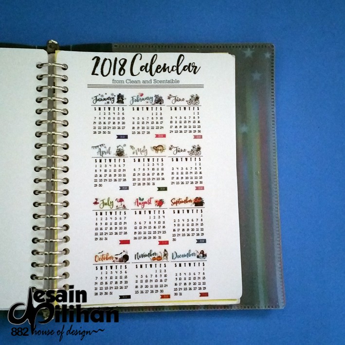 

Kalender 2025 Clean Theme Binder Organizer 2 Ring, 6 Ring, 20 Ring, 26 Ring (Bisa request tahun) Laminasi Glossy Murah