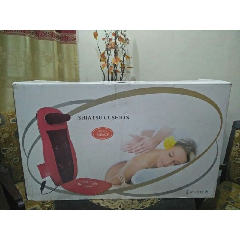 Alat Pijat multifungsi shiatsu cushion