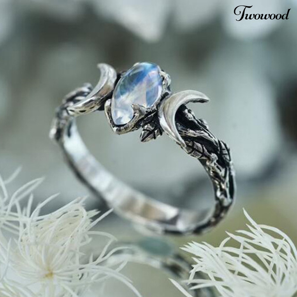 Cincin Warna Silver Gaya Retro Untuk Wanita