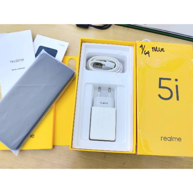 Realme 5i 4/64 Second Mulus 99%&Normal Poll Garansi Resmi  Original Realme