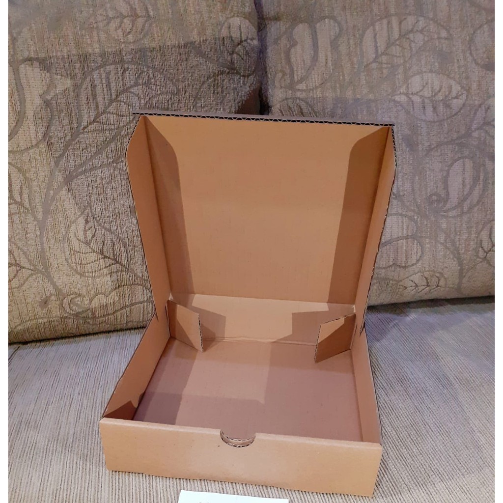 

Kardus / Dus / Box Kue 12,5 x 12,5 x 5 Premium Polos / Custom Logo (Cake, Donuts, Bread Box)