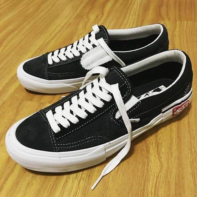 Vans cut and paste slip on black white