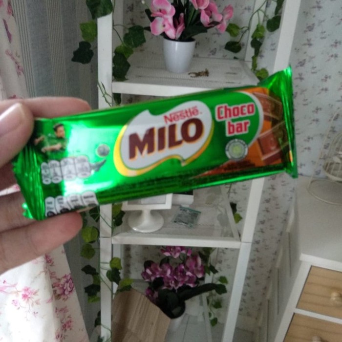

COKLAT MILO CHOCO BAR 1BOX / MILO CHOCO BAR 15GR (1BOX ISI 24PCS)
