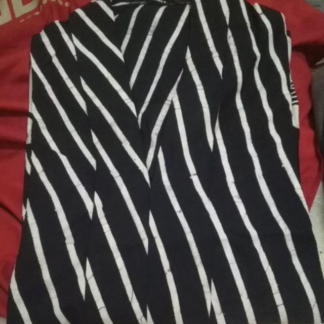 Atasan Batik Solo Wanita Kartini Line Soft Warna Blue  Red Dan Black Catton Cap