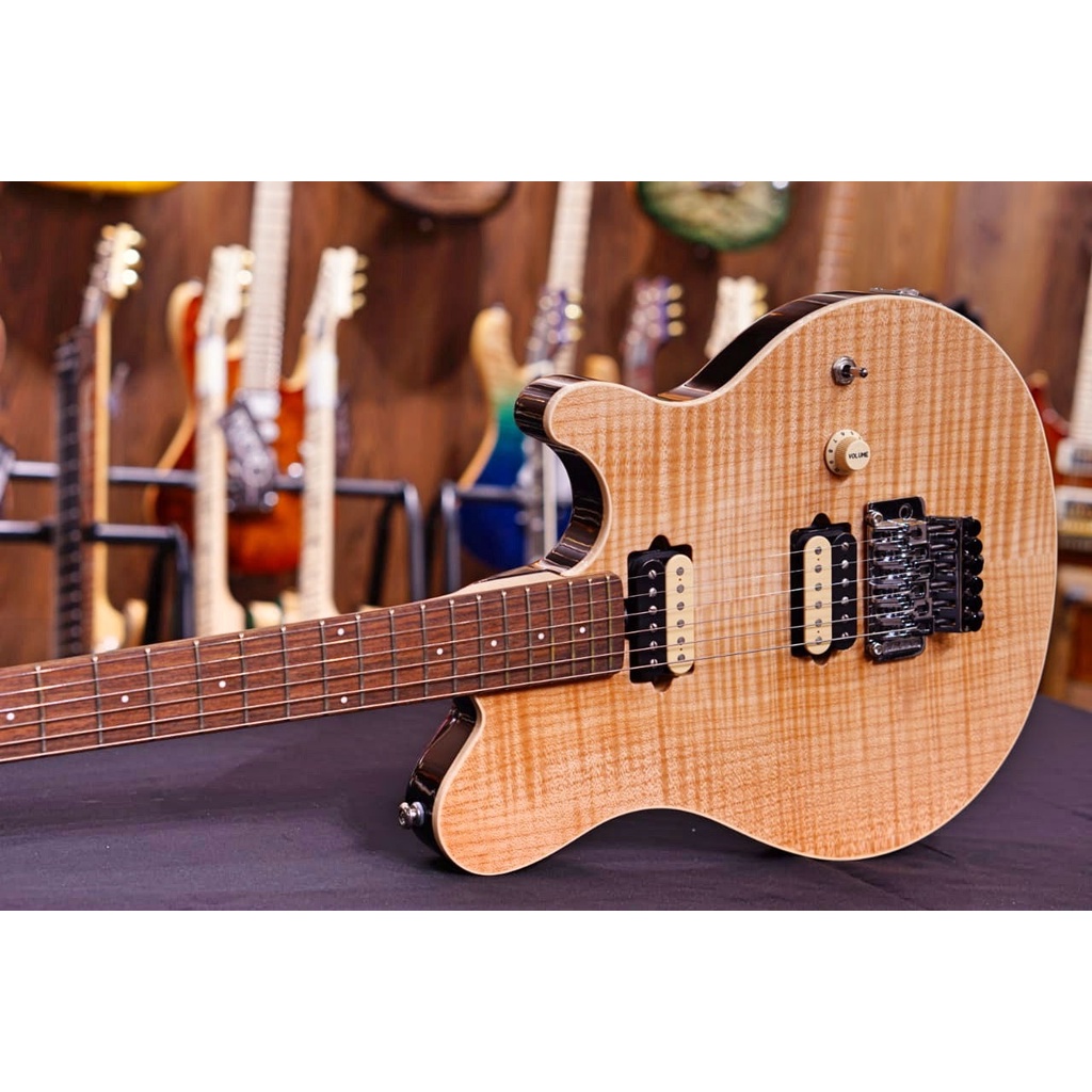 Musicman Axis natural flame