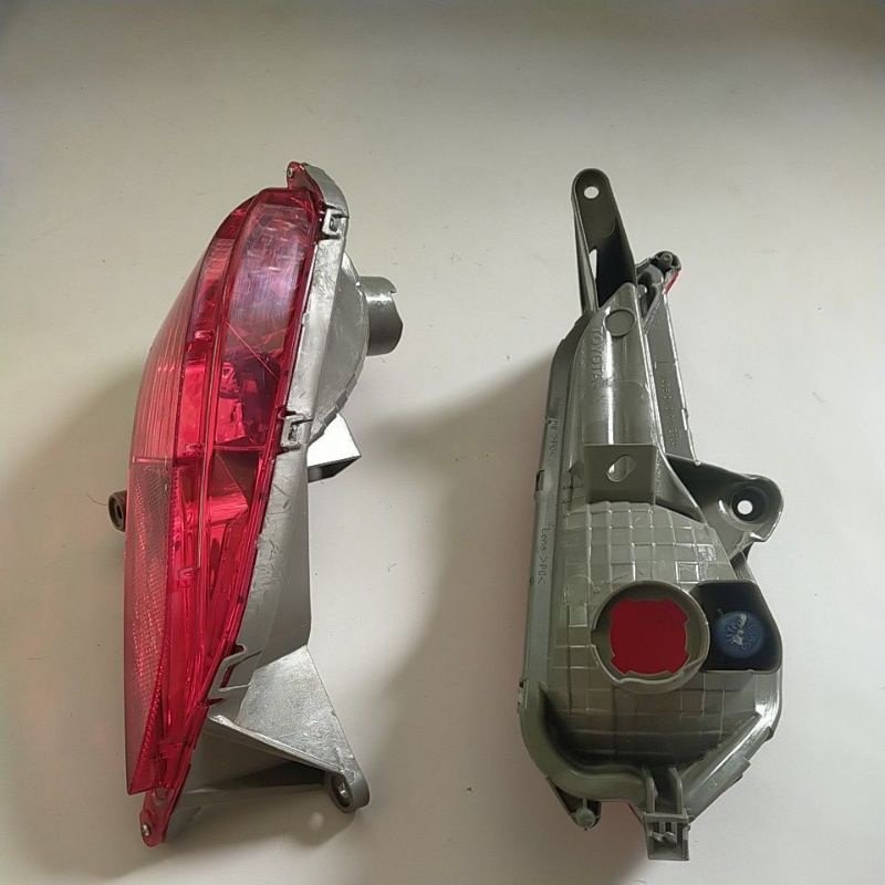 lampu reflektor bemper belakang vios gen 3