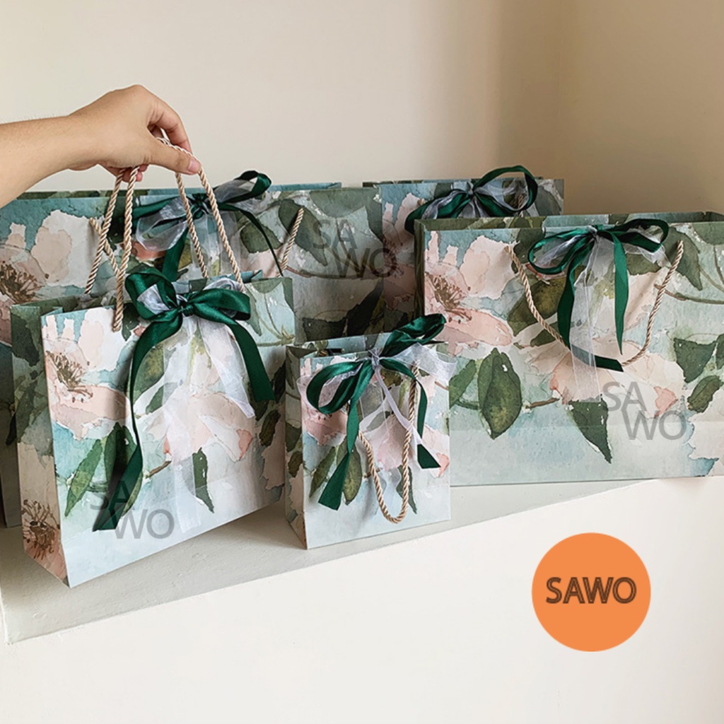 

Green Flower Paper Bag With Double Ribbon Termasuk Dua Pita| Kado Kantong Kertas Bingkisan Hadiah