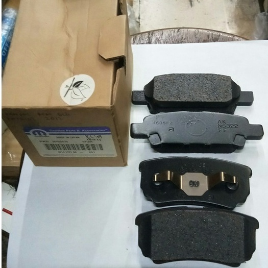 Kampas Rem Belakang Jeep Patriot