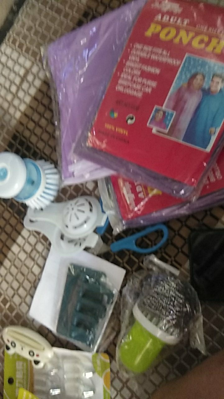 Js1226 Sikat Kawat Panci Kuali  Bulat Gagang Plastik / Sikat Kawat Pembersih Panci /brush Steel Wool