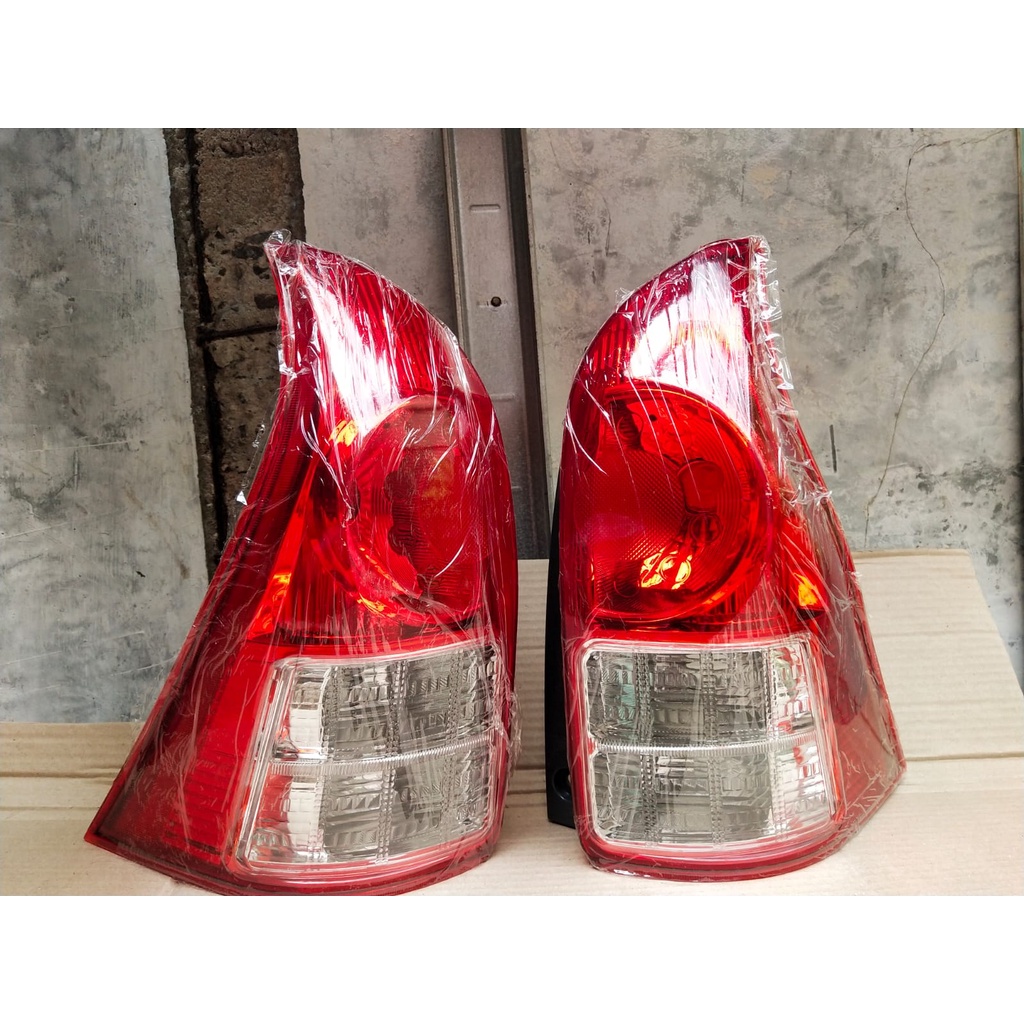 Stoplamp / Lampu stop / Lampu Stop Belakang Tail Lamp All New Avanza / Lampu belakang Stop lamp all new Avanza 1set kanan kiri