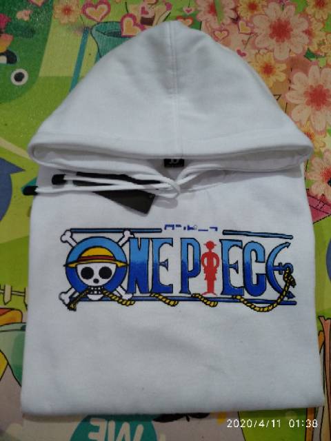 Sweater hoodie one piece putih