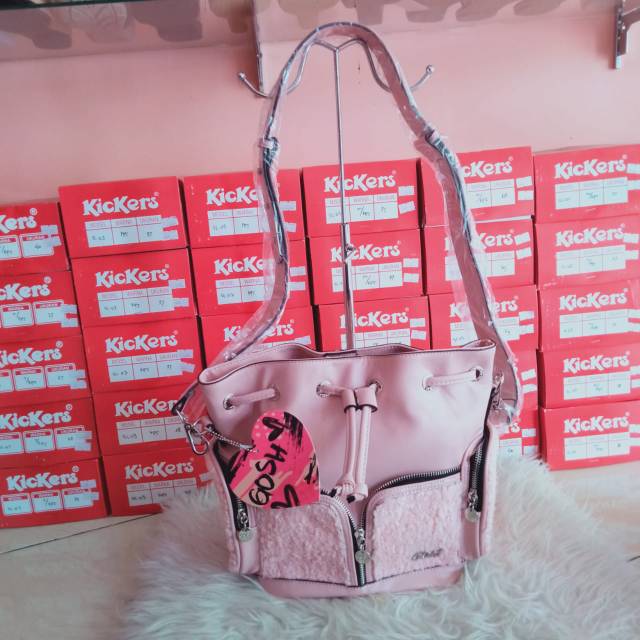 Tas selempang Gosh