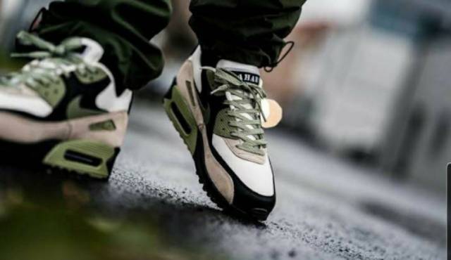 nike air max 90 lahar escape blue