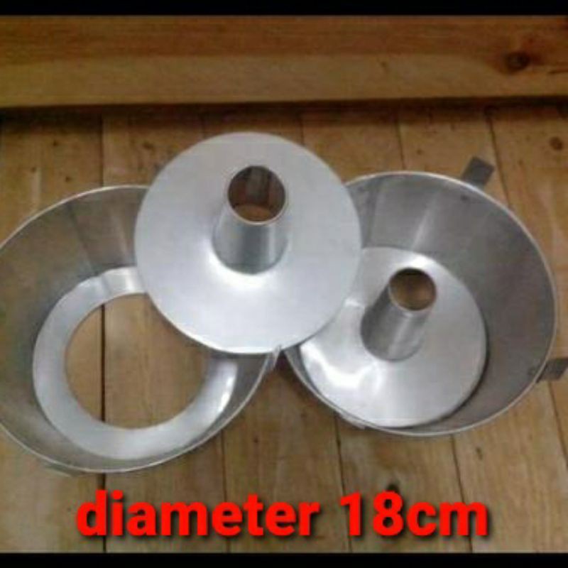 Loyang chiffon cake / loyang bolu UK 18cm bahan aluminium
