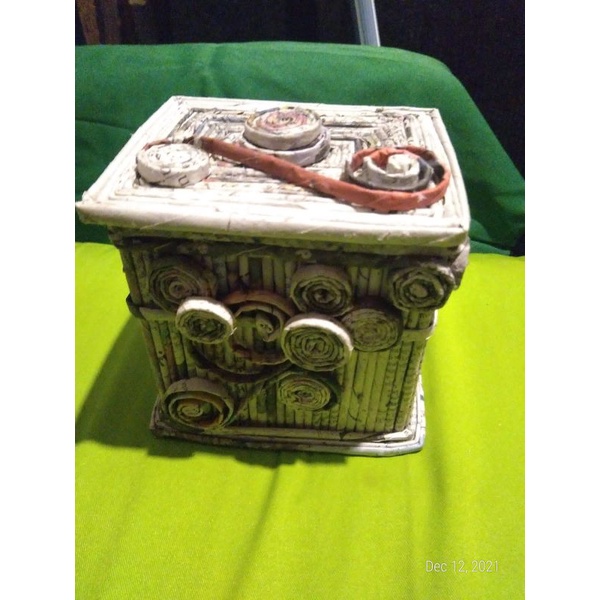 

KOTAK TEMPAT PENYIMPANAN ANTIK PANDORA's BOX
