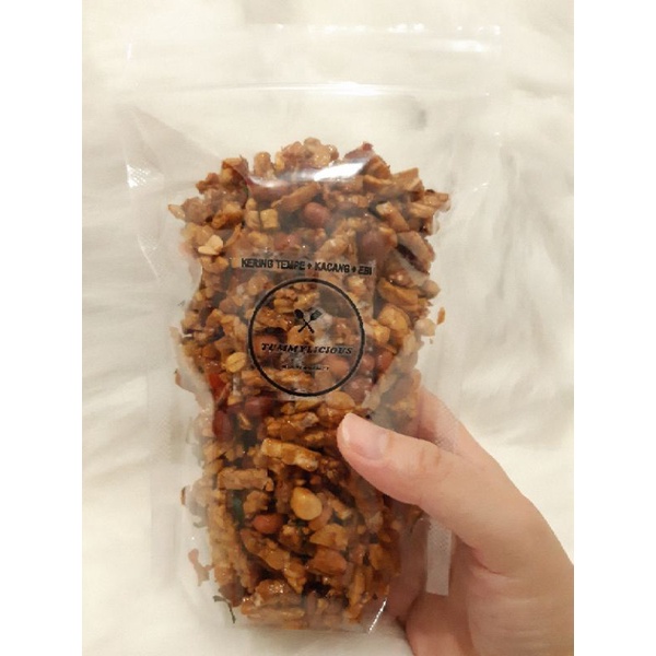 

KERING TEMPE KACANG PLUS EBI PEDAS MANIS