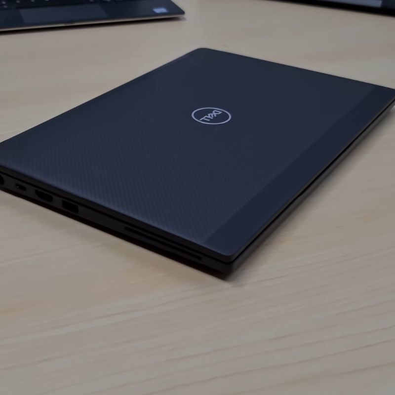 Dell Latitude 7390 Core i5 8th Gen RAM 16GB FULL HD