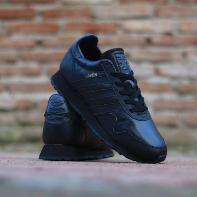 Adidas haven full black