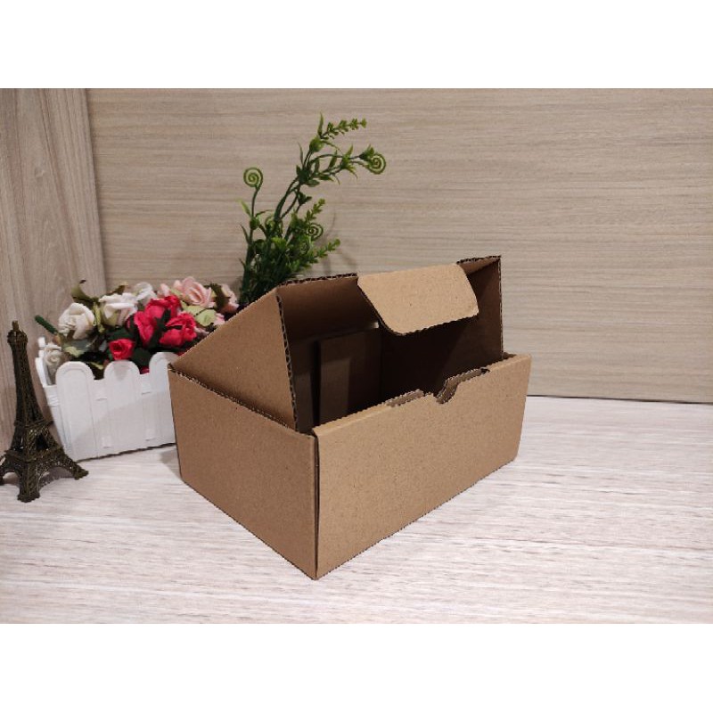 

Kardus Packing Hampers Uk. 17x12x7cm