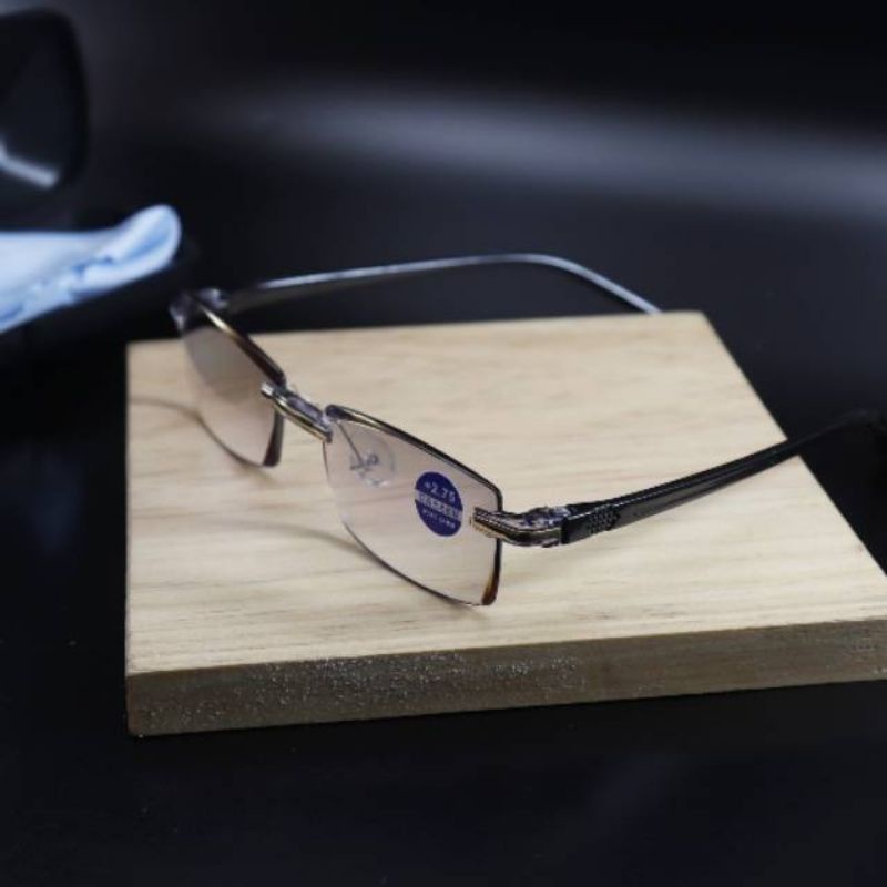 COD Kacamata Baca Plus Auto Focus