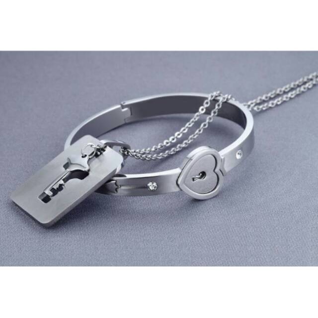 Gelang couple / gelang kalung / gelang titanium love