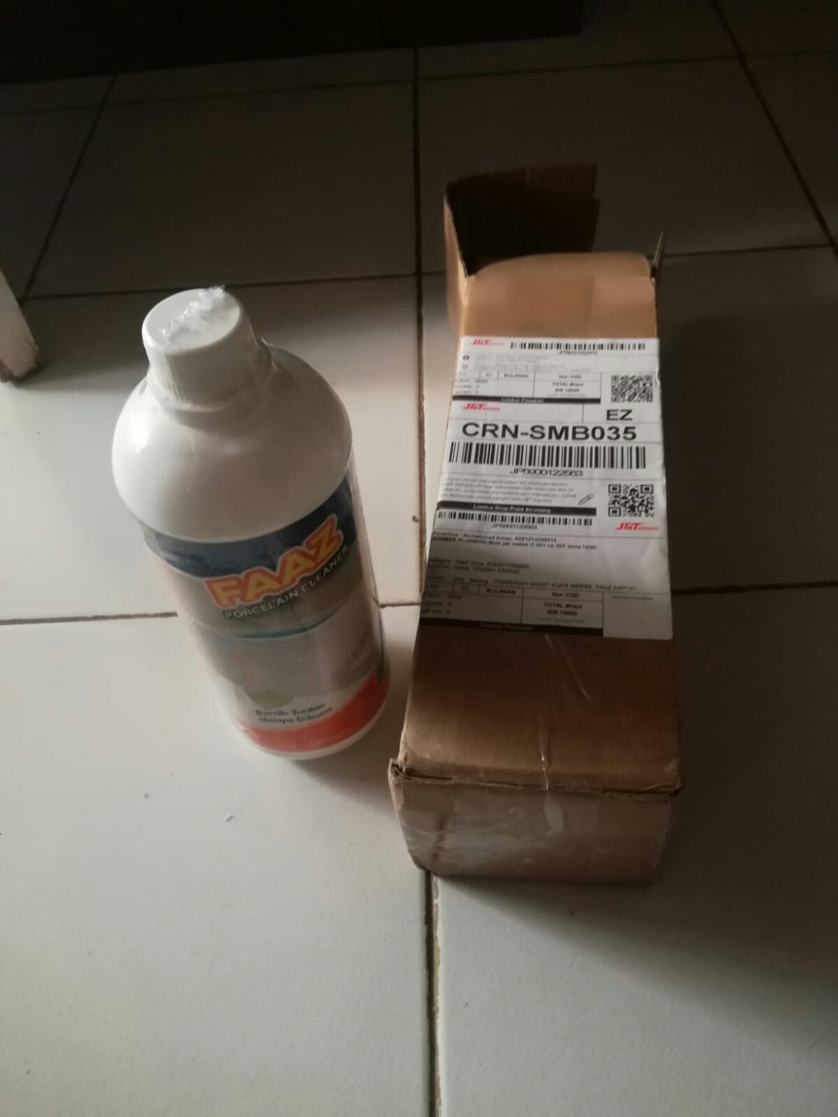 Pembersih Karat Ajaib Merek  Faaz Ampuh Untuk Toilet Lantai Porselen 1000ml