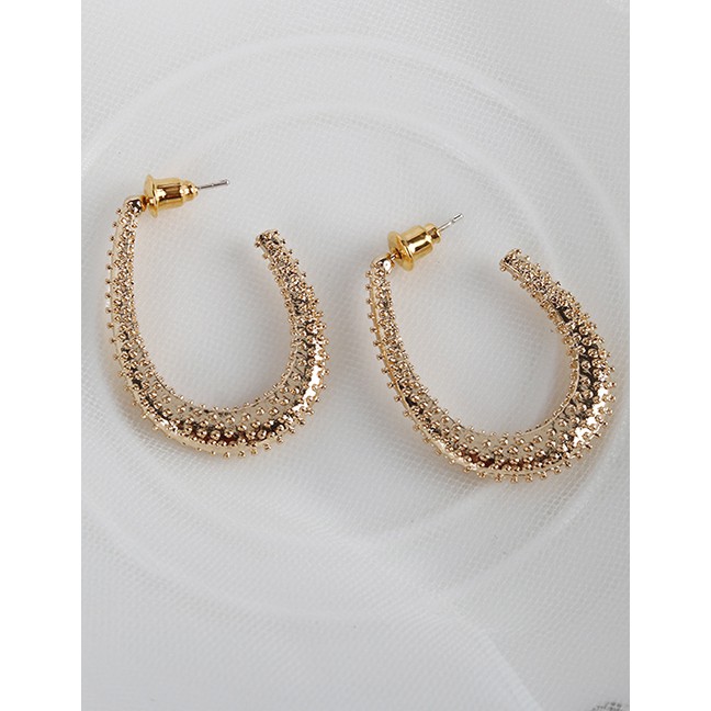 LRC Anting Tusuk Fashion Golden C-shaped Bright Gold Bump Alloy K45742